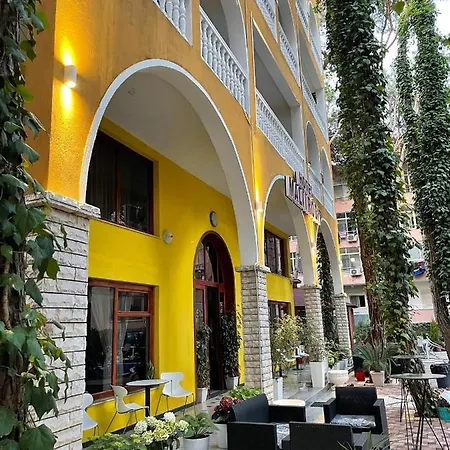 Hotel Mali I Robit