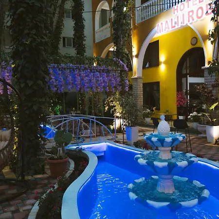 Mali I Robit Hotel