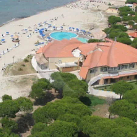 Hotel Mali I Robit 3*