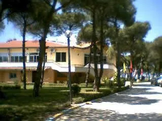 Hotel Mali I Robit 3*