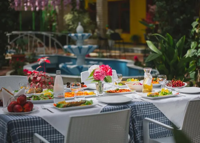 Appartement Mali I Robit Golem (Tirana)